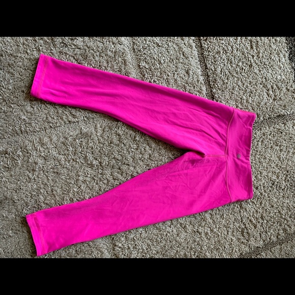 Lululemon! - Picture 5 of 5